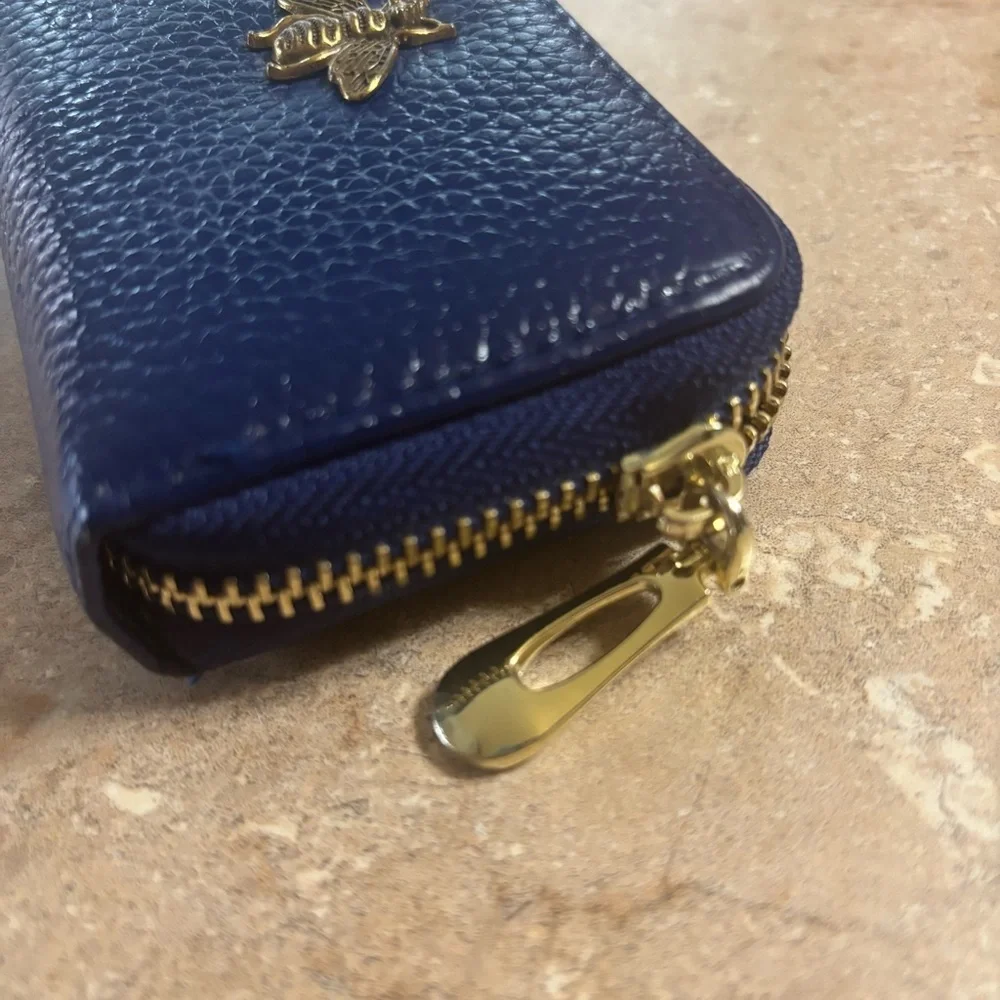 Elegant Navy Blue Faux Leather Card Holder with Brass Bee Accent
